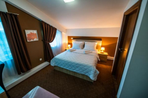 Hotel Oasis